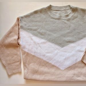 CHEVRON PRINT LIGHTWEIGHT SWEATER